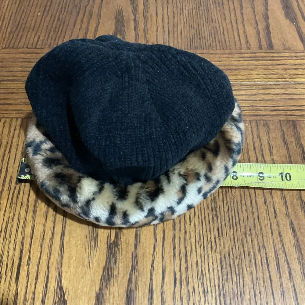 Girls Black and Leopard Print Hat